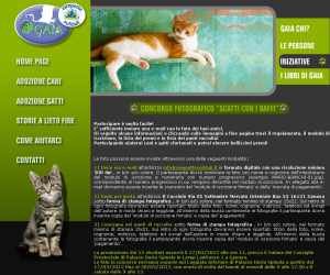 SCATTI CON I BAFFI