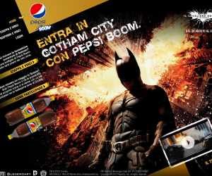 ENTRA IN GOTHAM CITY CON PEPSI BOOM