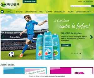 Il piacere del sole con l’alta protezione